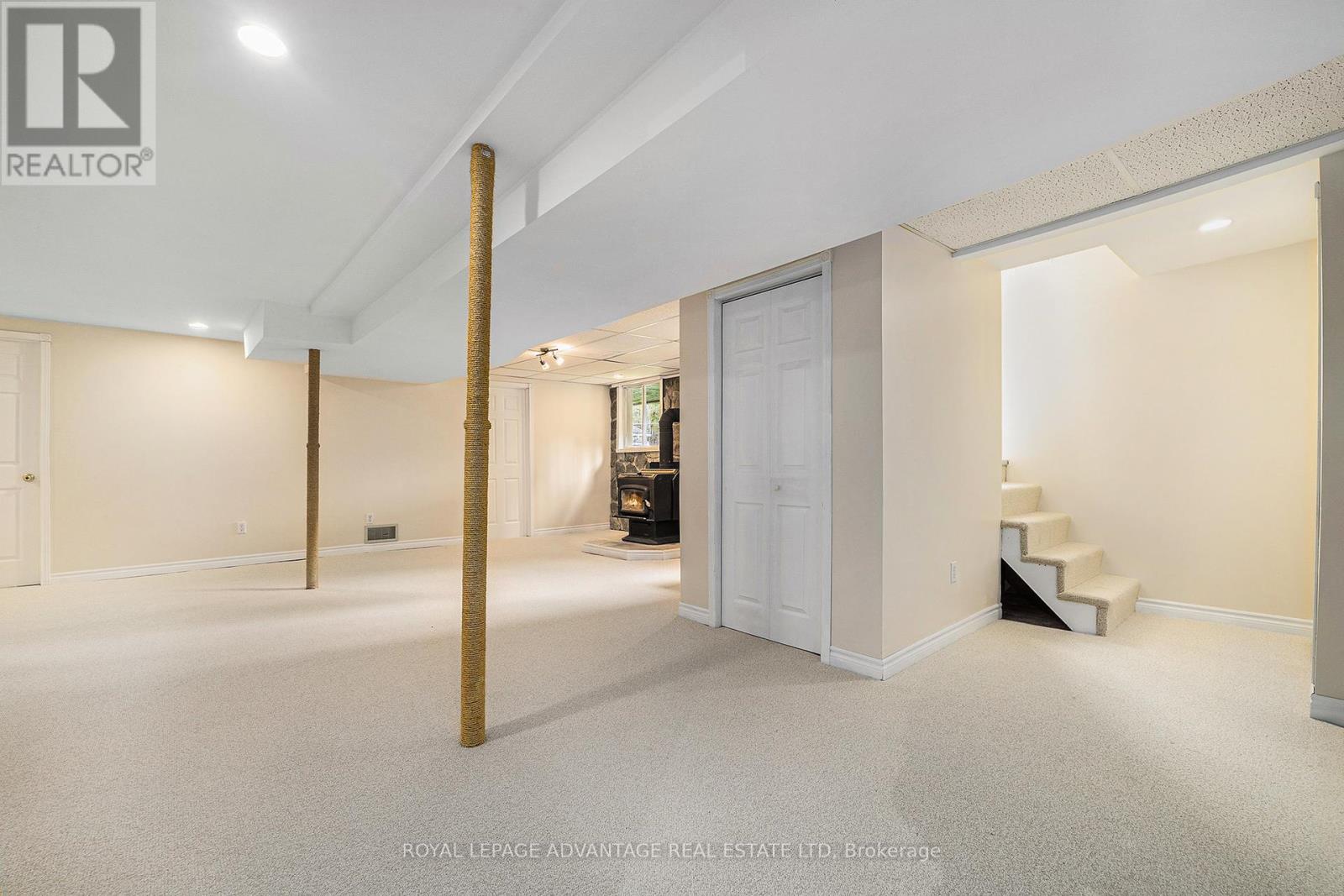 2579 Rideau Ferry Road