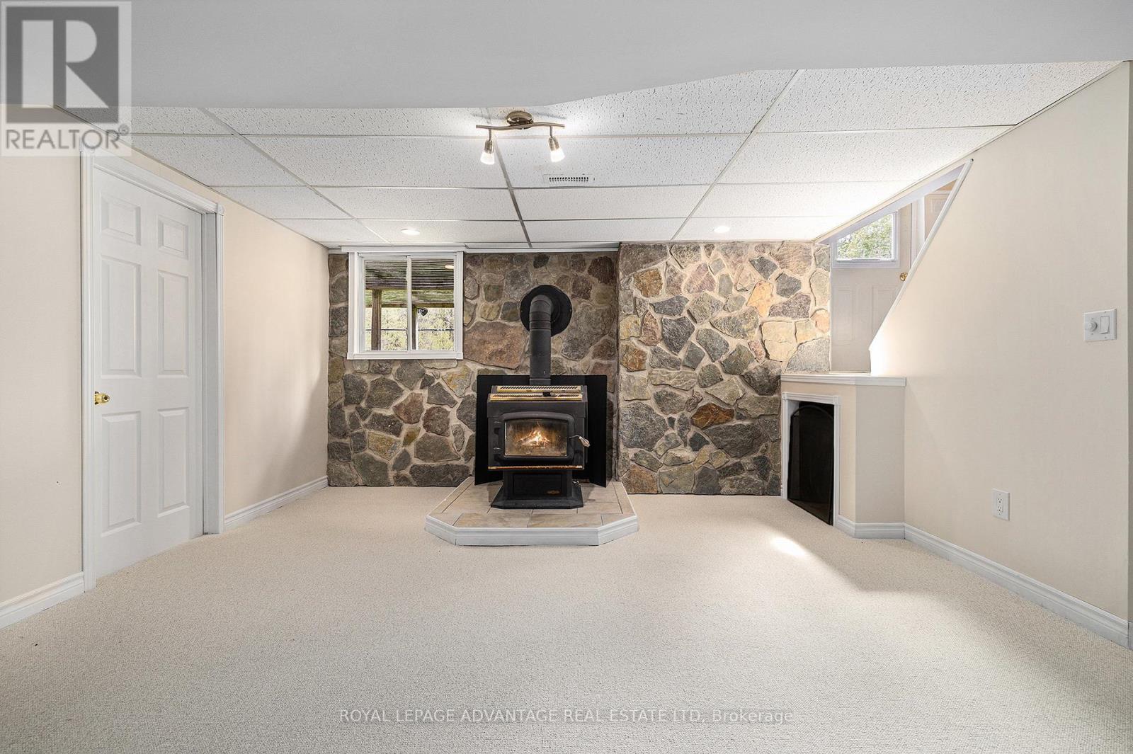 2579 Rideau Ferry Road