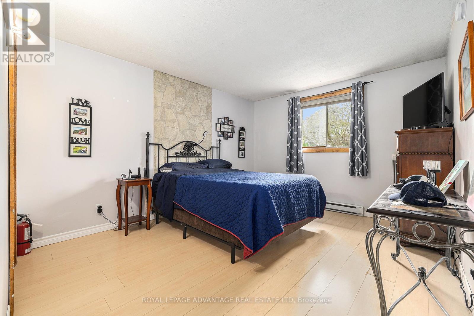 2579 Rideau Ferry Road