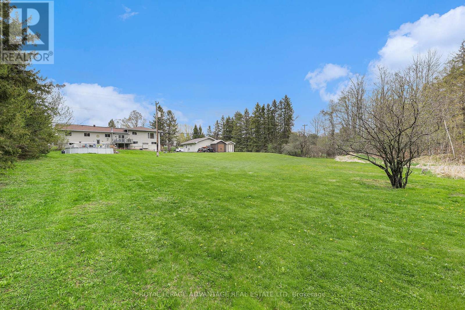 2579 Rideau Ferry Road