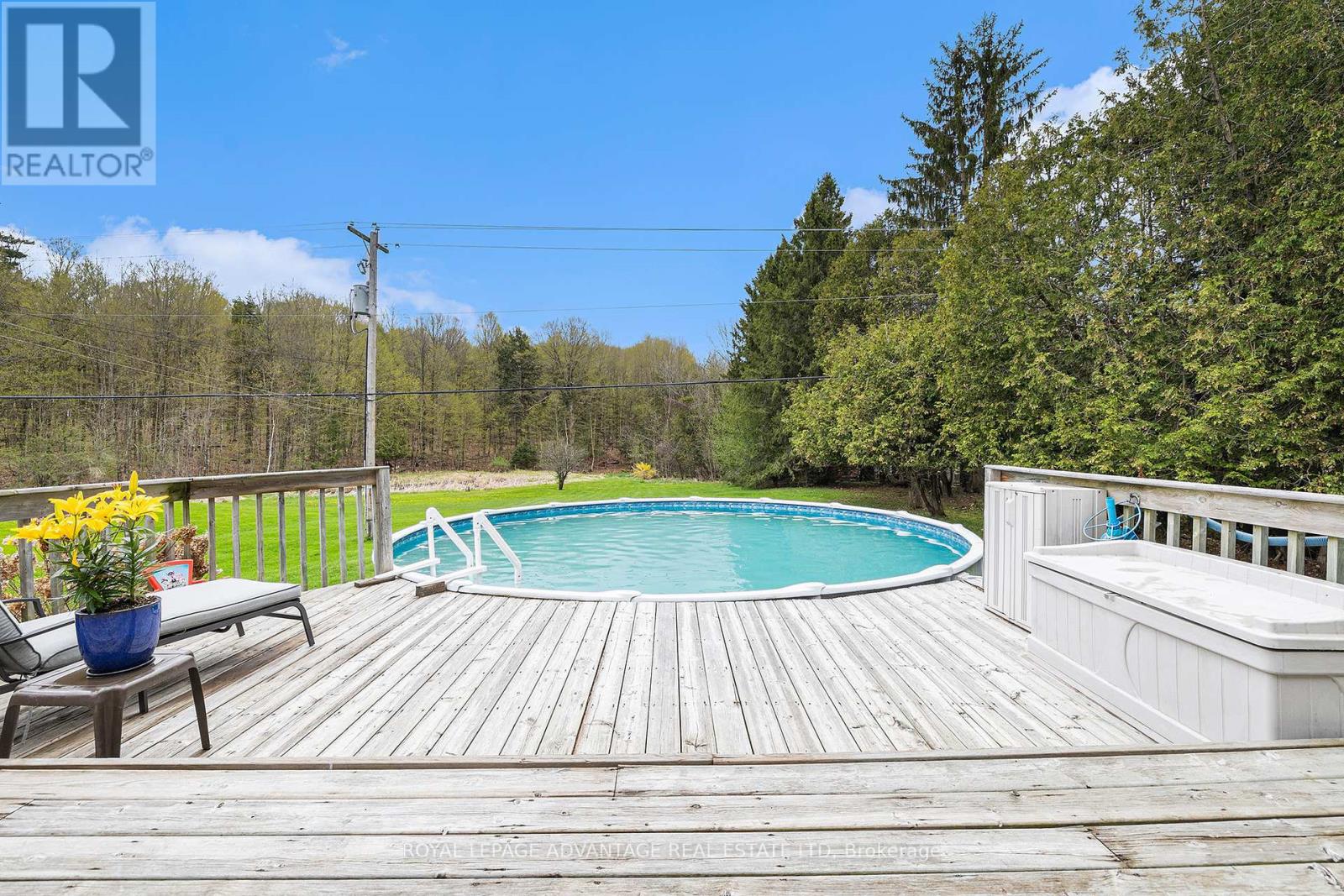 2579 Rideau Ferry Road