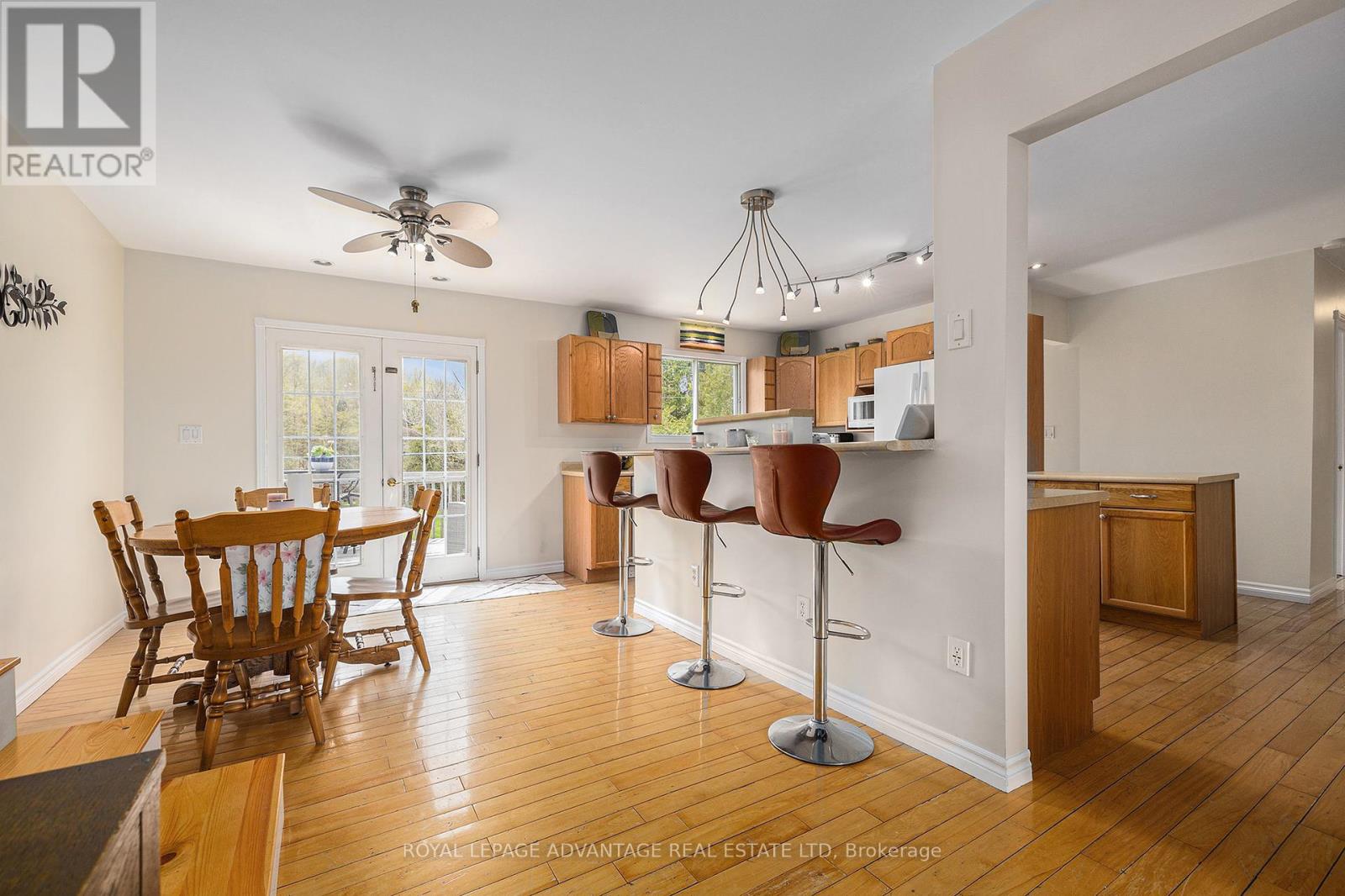2579 Rideau Ferry Road
