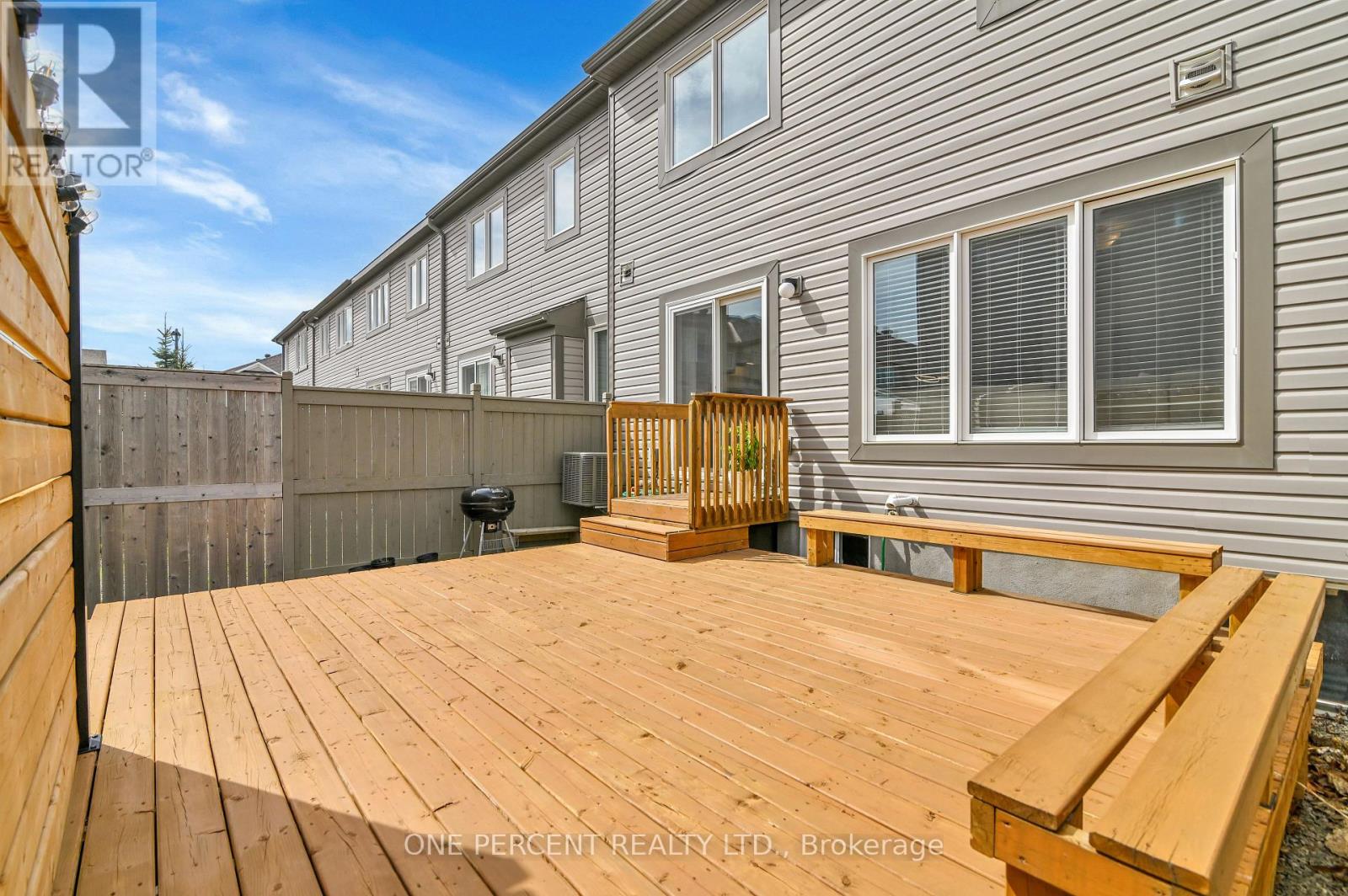 899 Fameflower Street