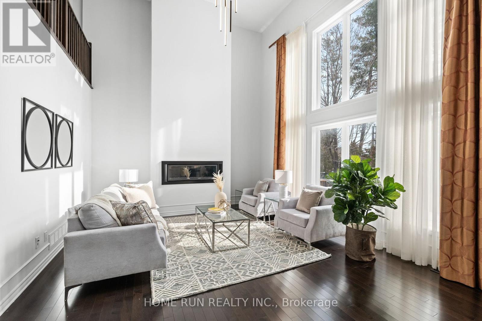 100 Kinghaven Crescent