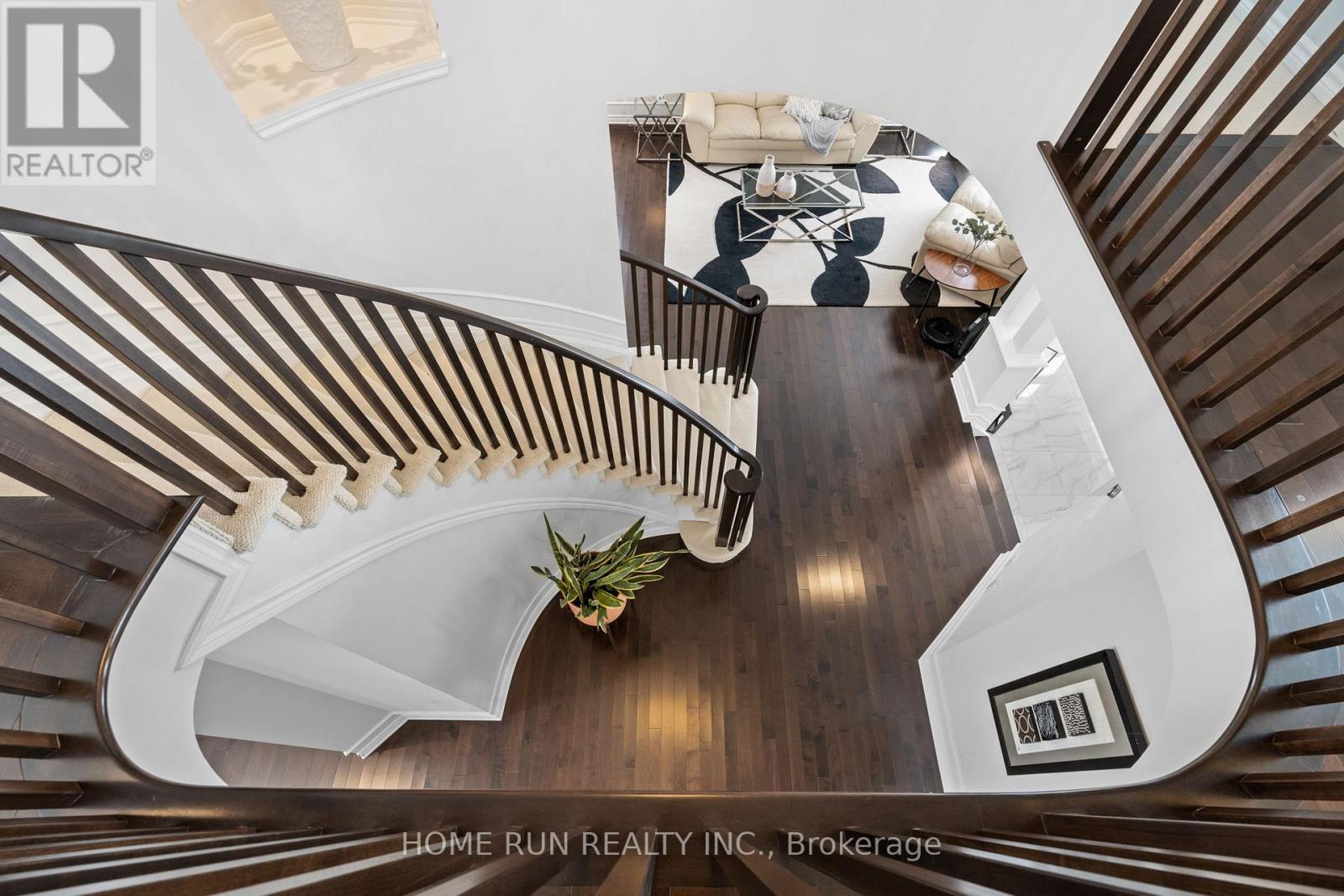 100 Kinghaven Crescent