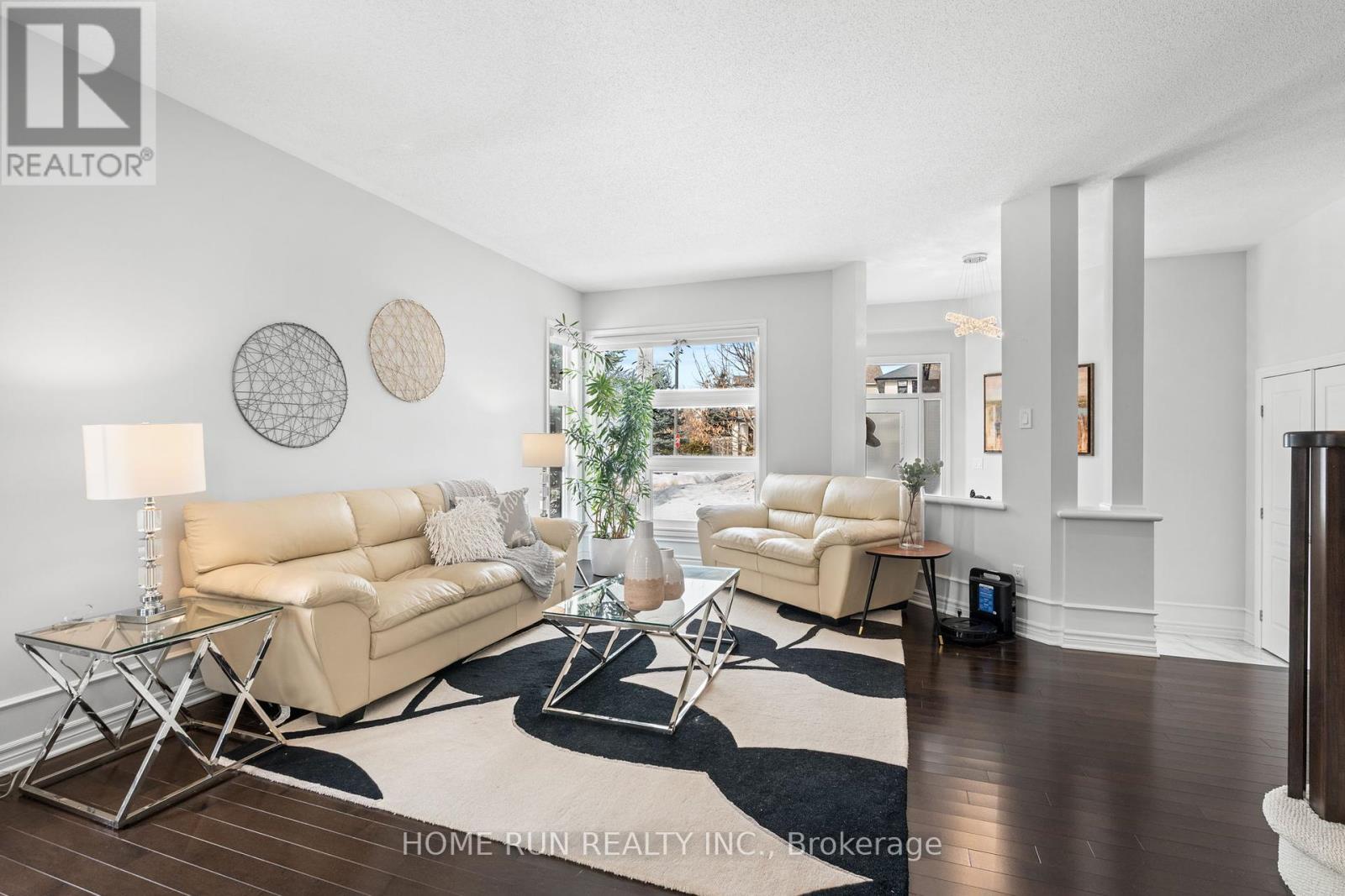 100 Kinghaven Crescent