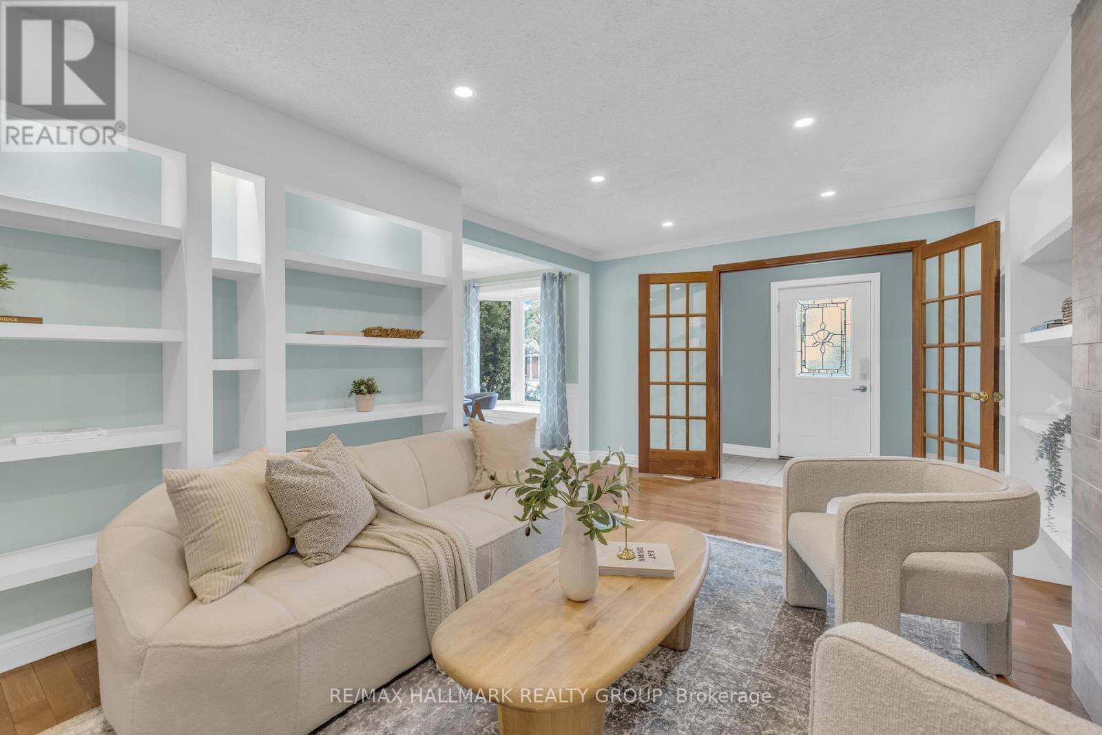 8 Scharf Lane