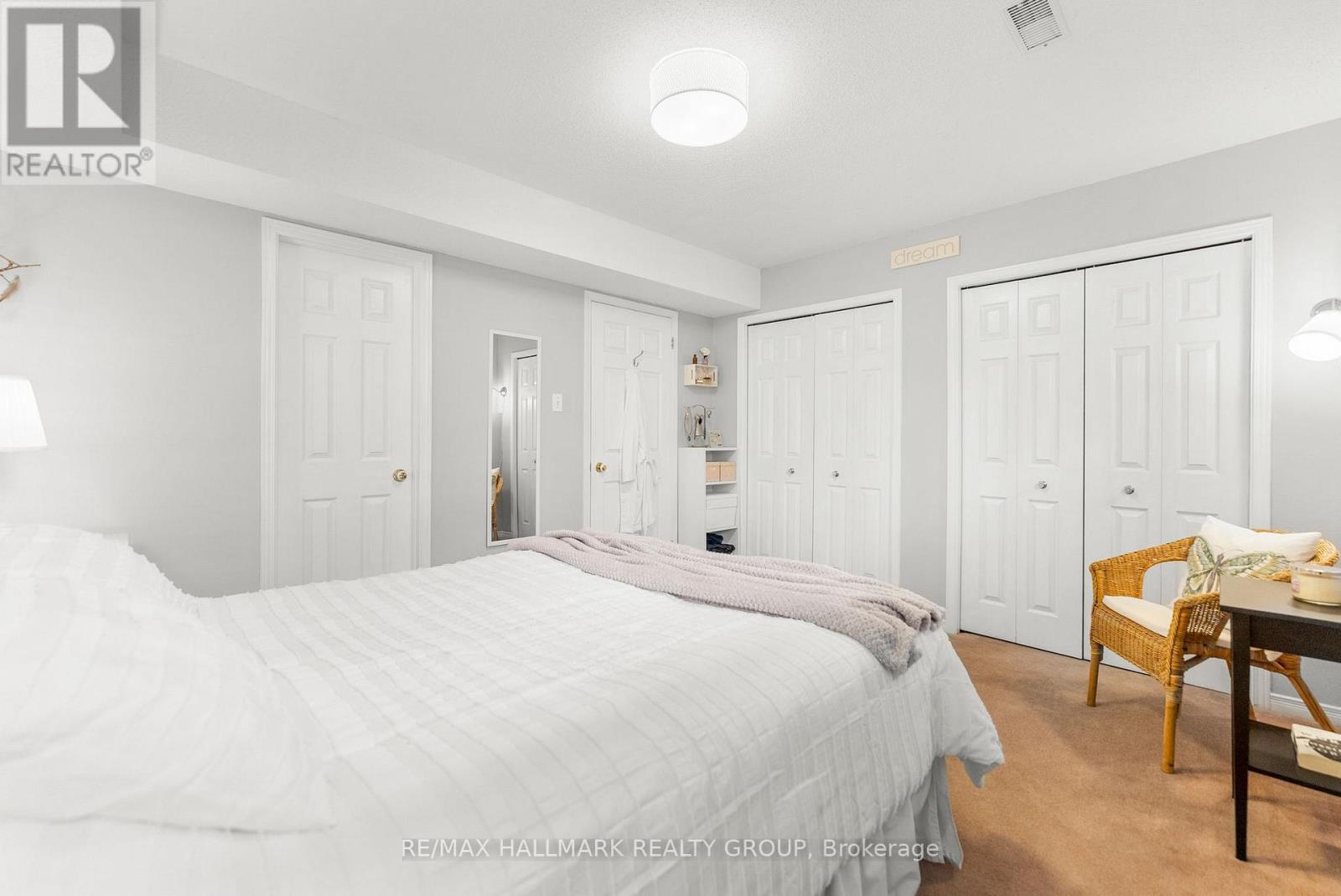 110h Centrepointe Drive