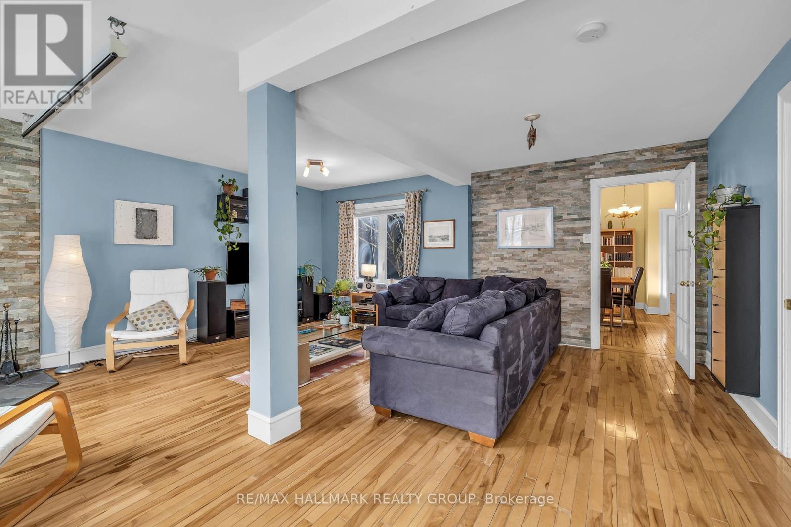 396 Daly Avenue