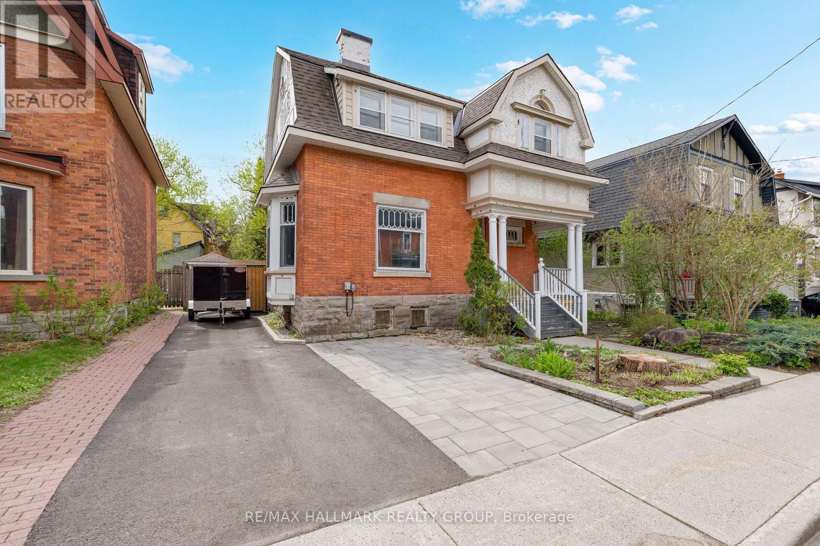 396 Daly Avenue