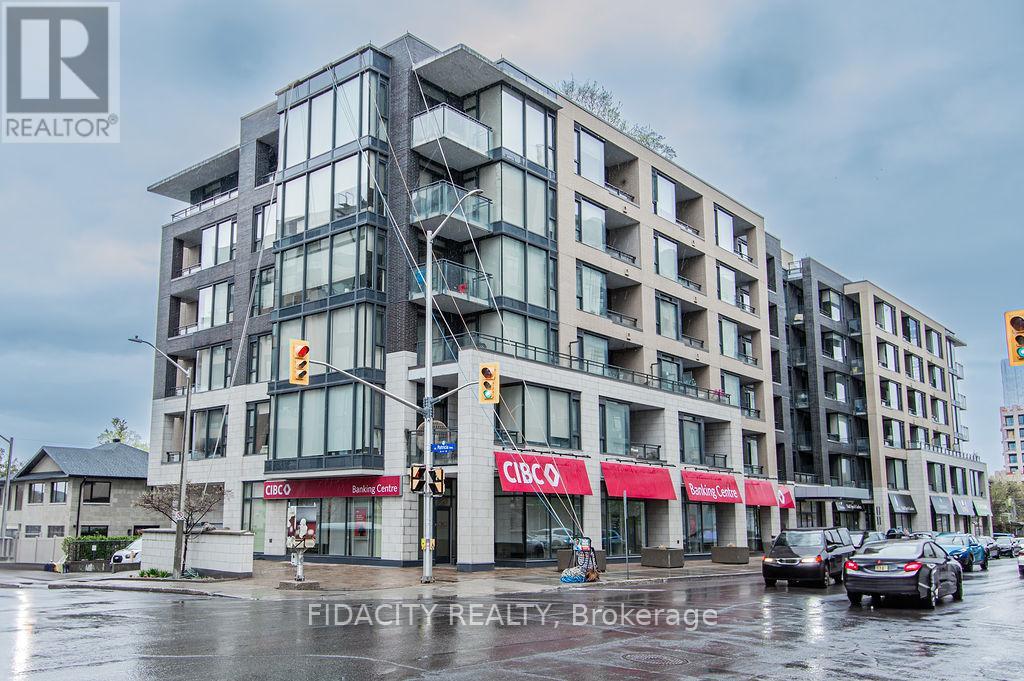 320 - 101 Richmond Road