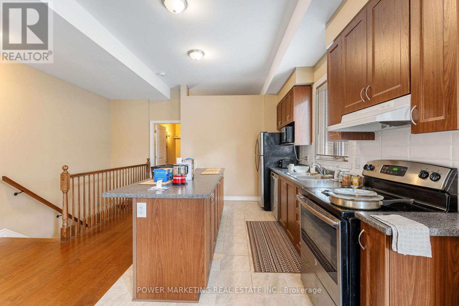 6356 Renaud Road
