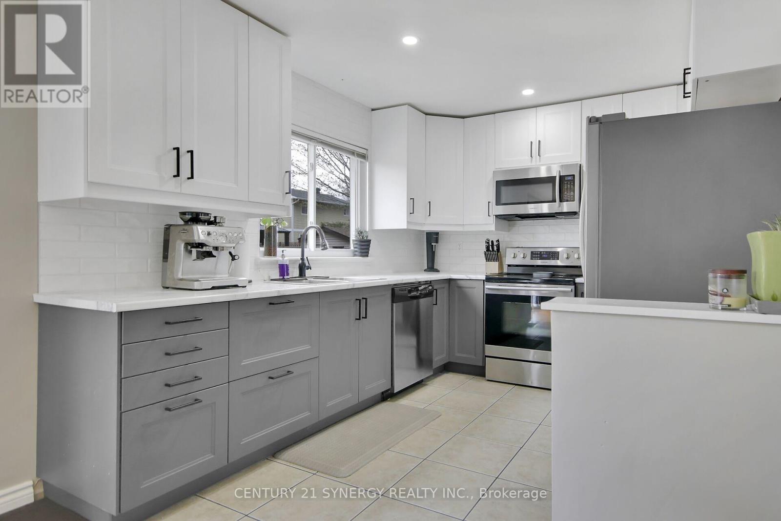 19 Seabrooke Drive