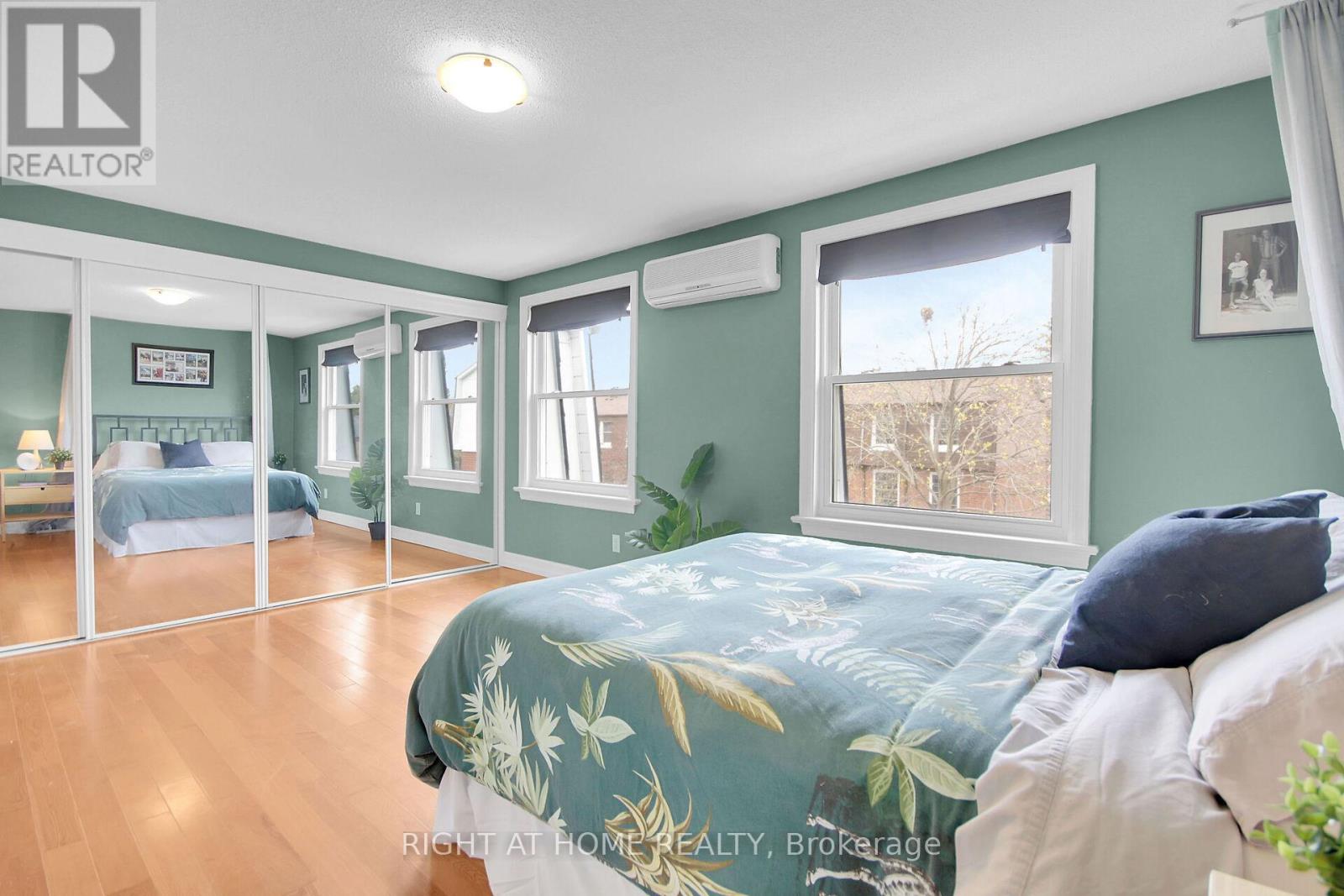 5 Moorside Private