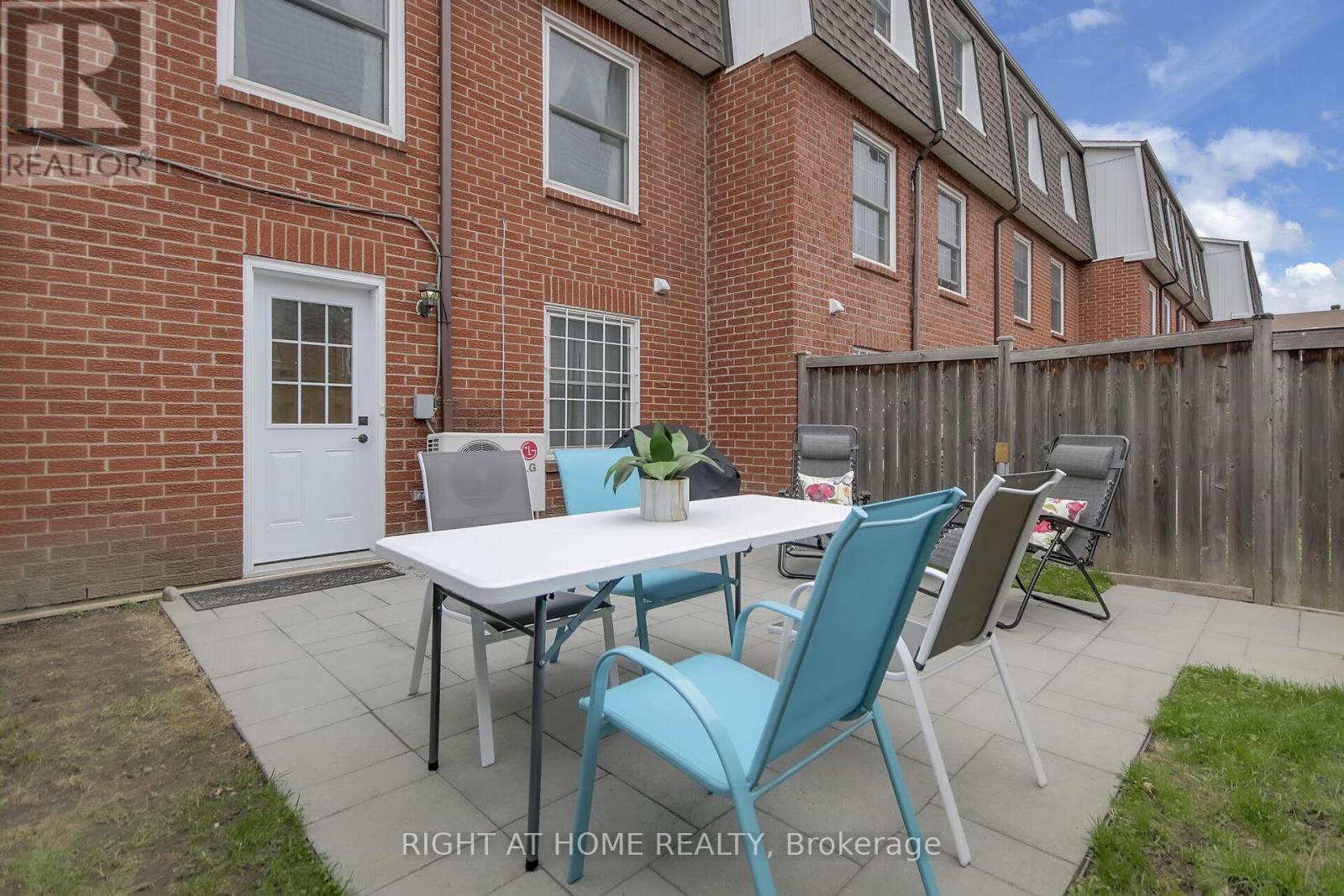 5 Moorside Private