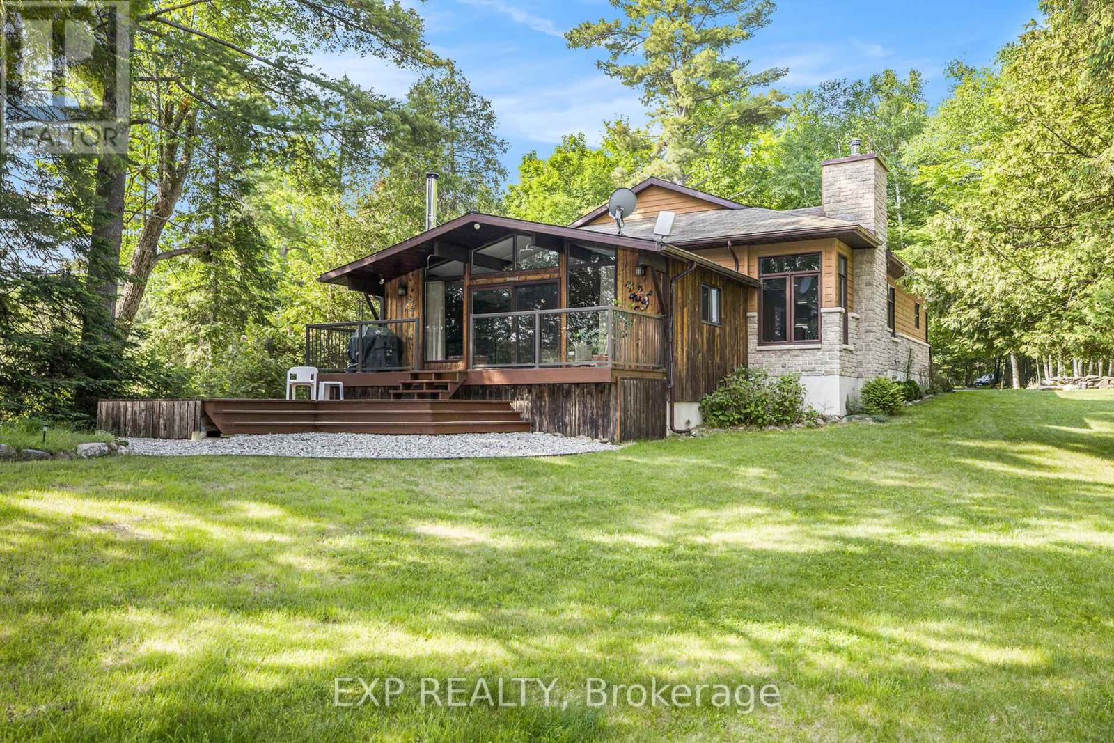 544 Lakeshore Road