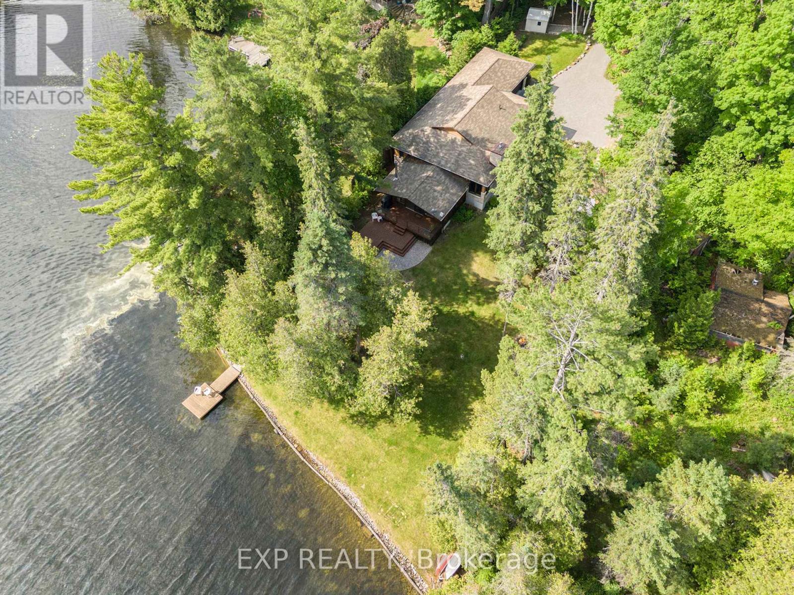 544 Lakeshore Road