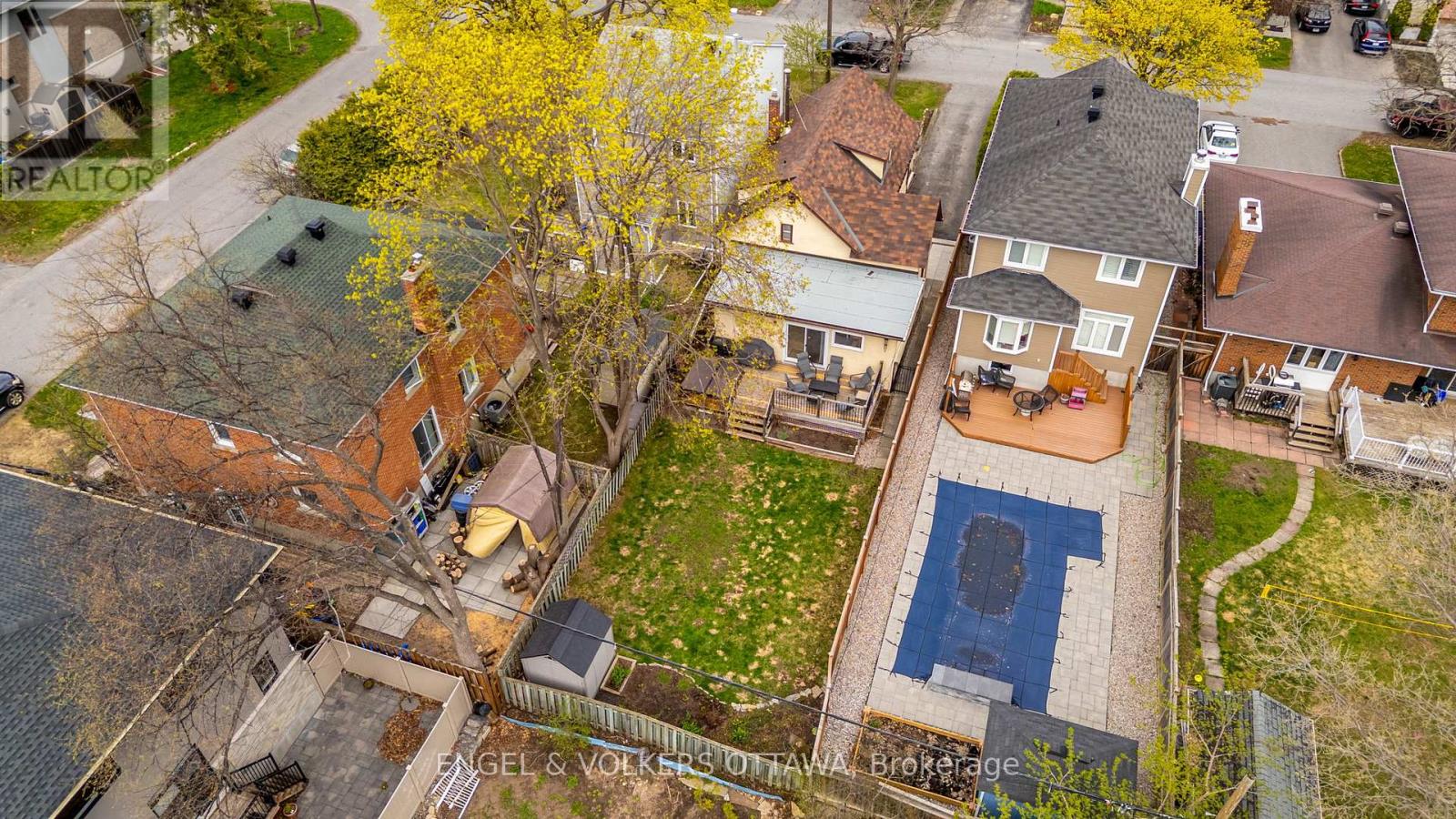 674 Melbourne Avenue