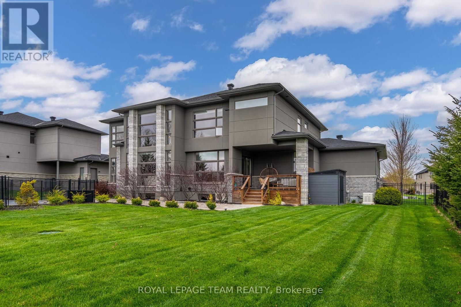132 Dunblane Way