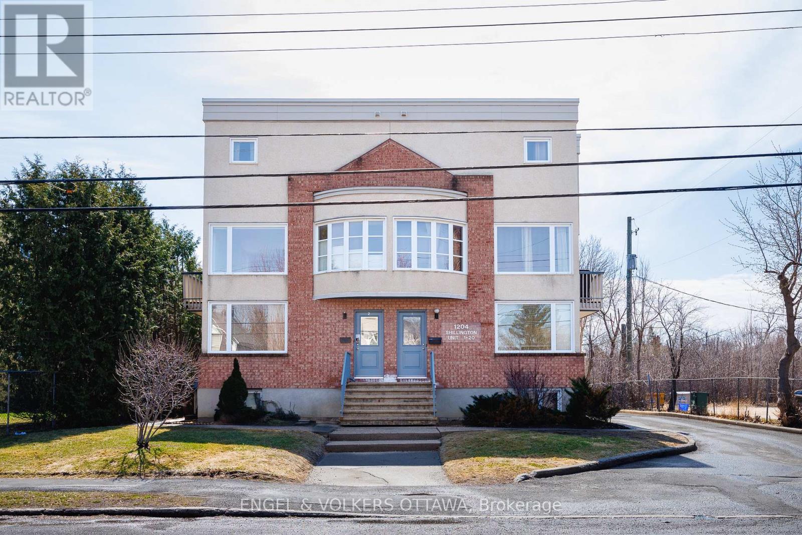 2 - 1204 Shillington Avenue