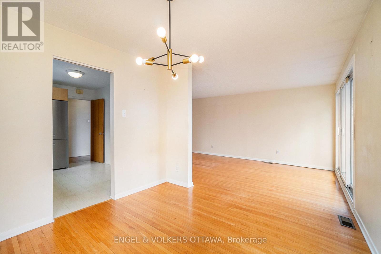 1805 Applegrove Court