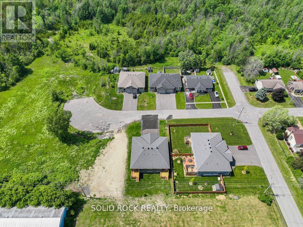 9 Billings Avenue W