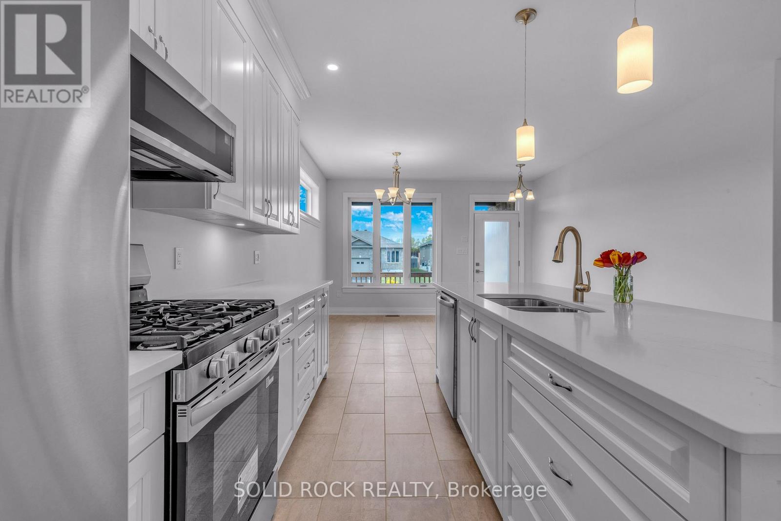 9 Billings Avenue W