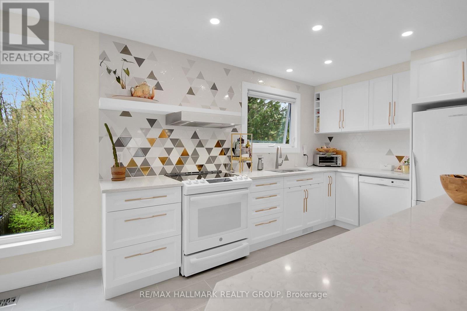 81 - 2061 Jasmine Crescent