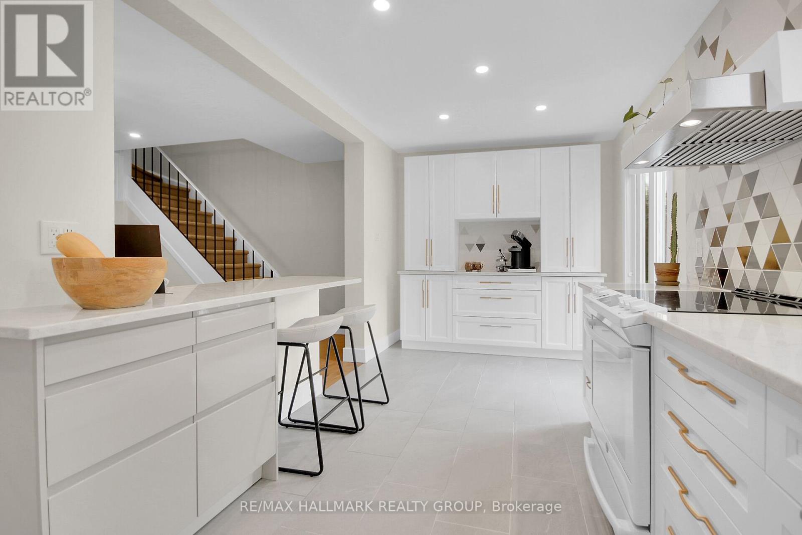 81 - 2061 Jasmine Crescent