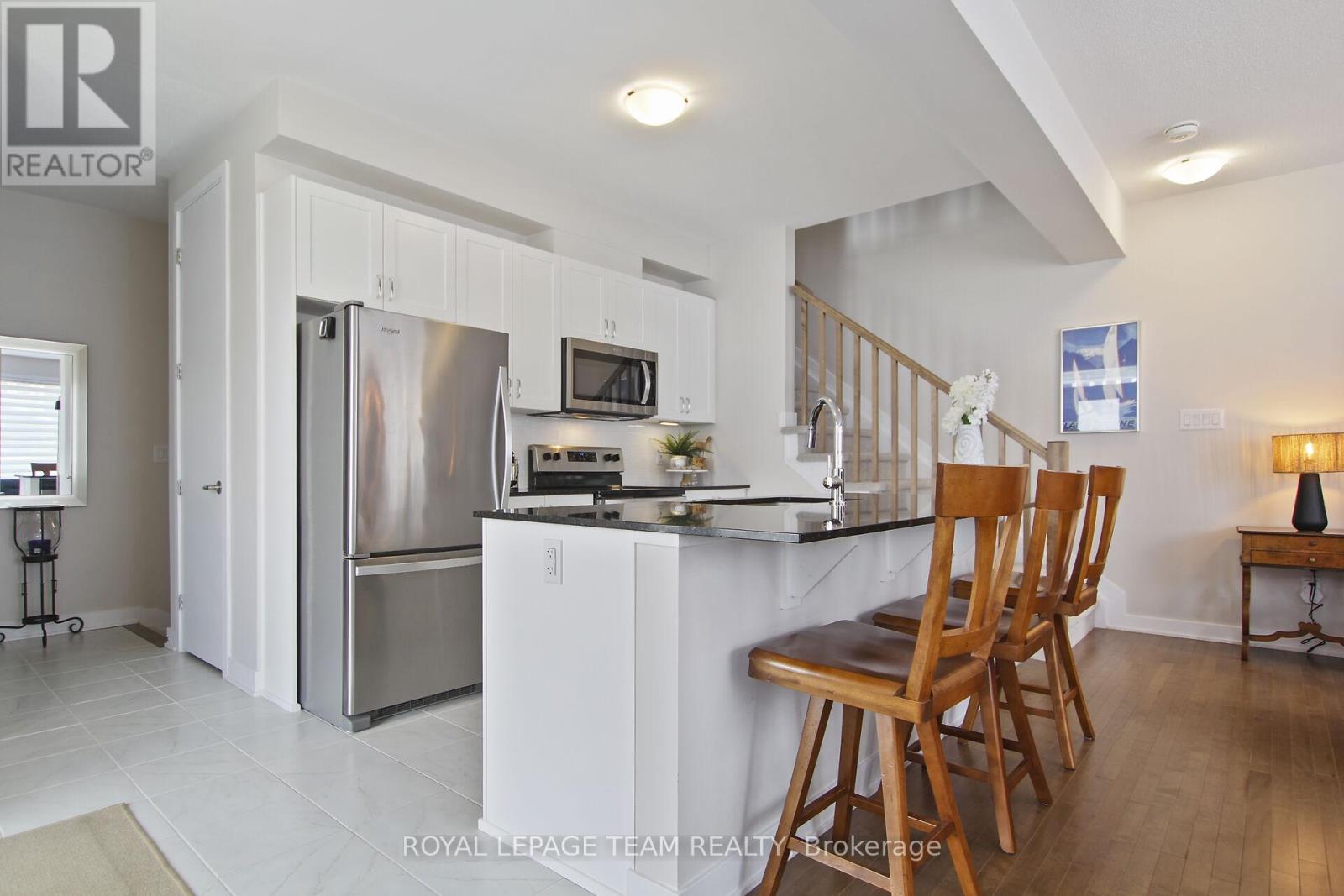 506 Oldenburg Avenue