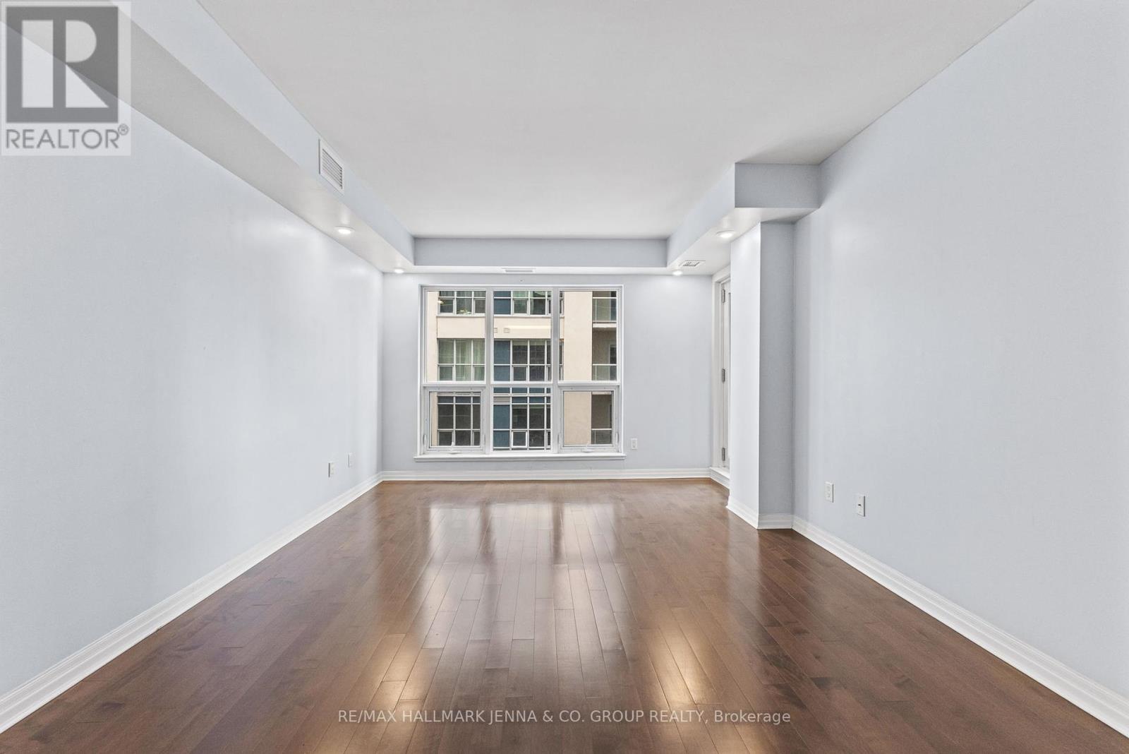1306 - 195 Besserer Street