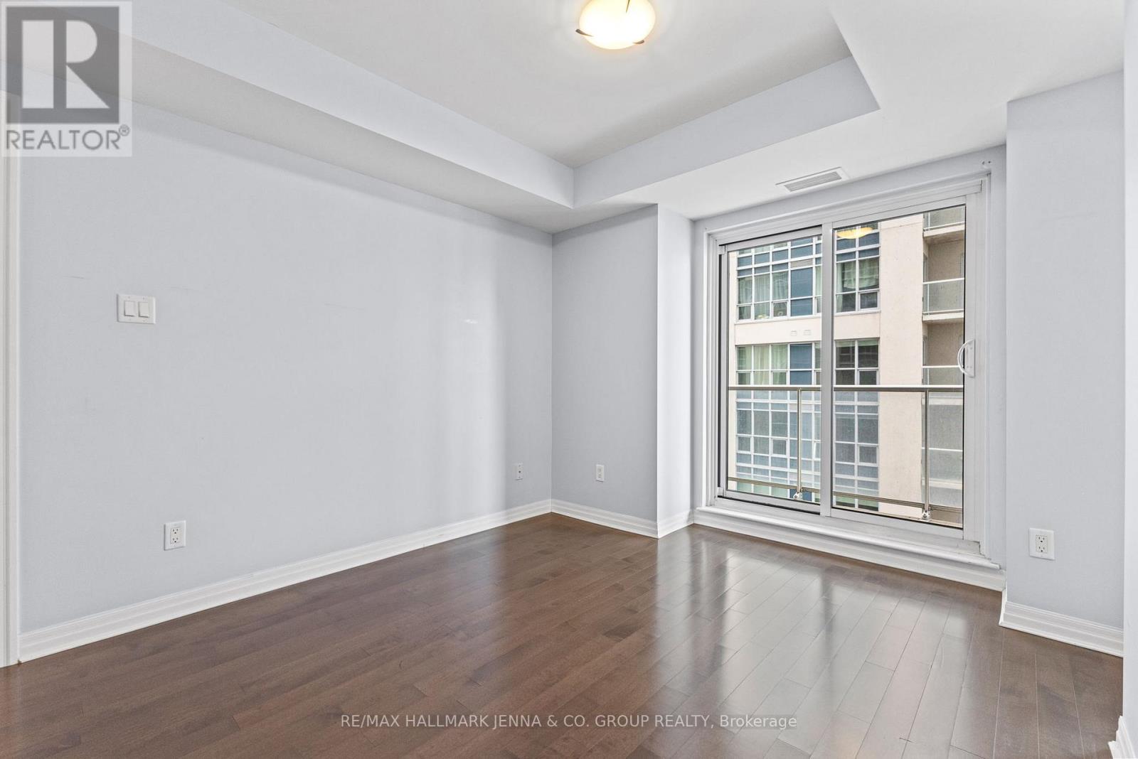 1306 - 195 Besserer Street