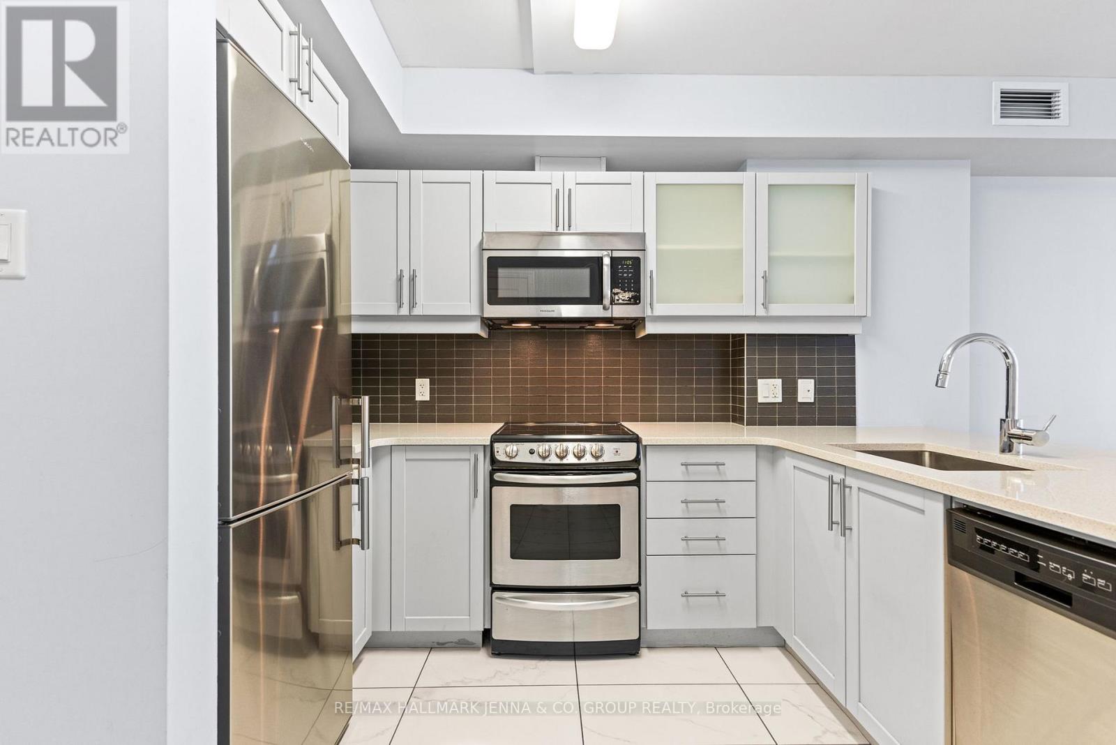 1306 - 195 Besserer Street