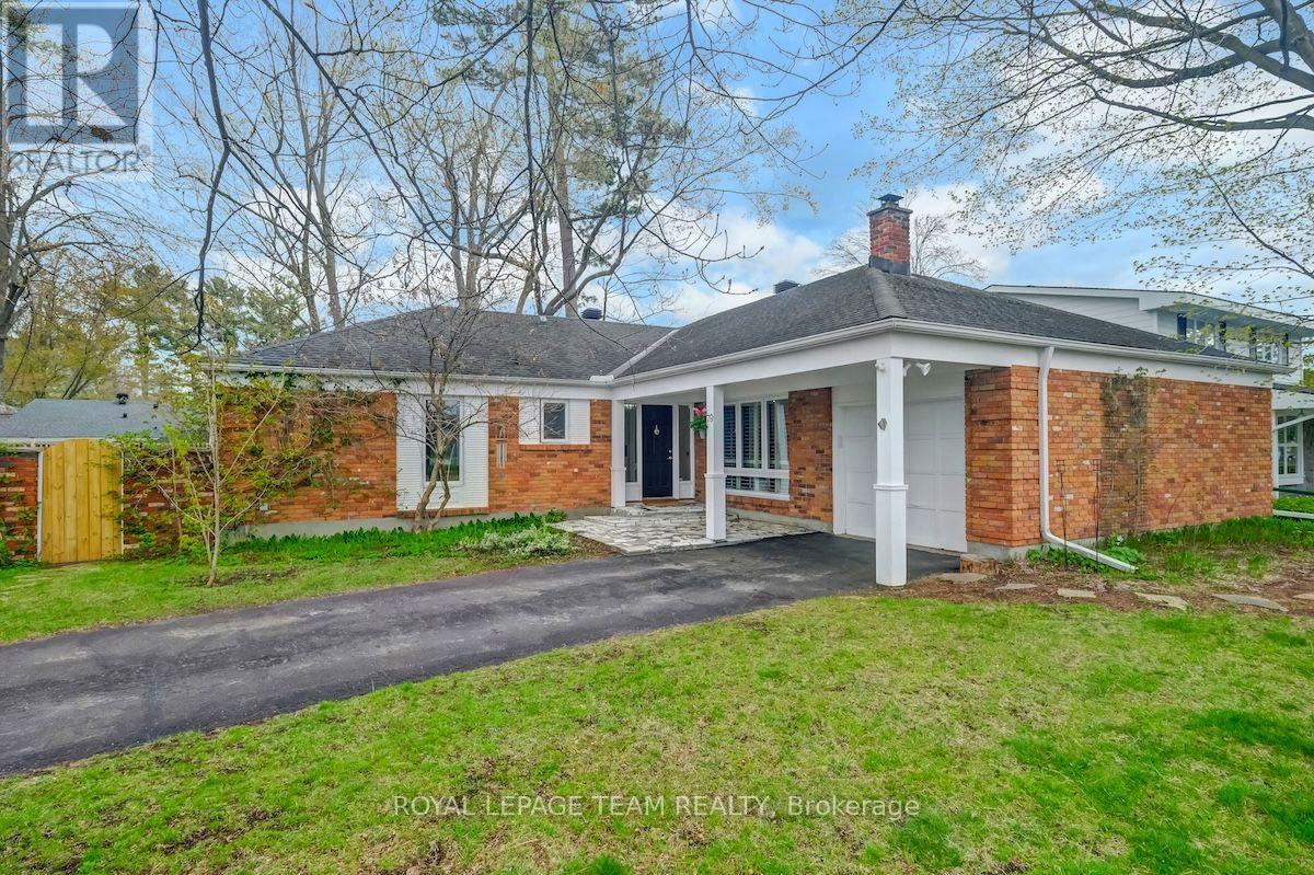 79 Parkland Crescent