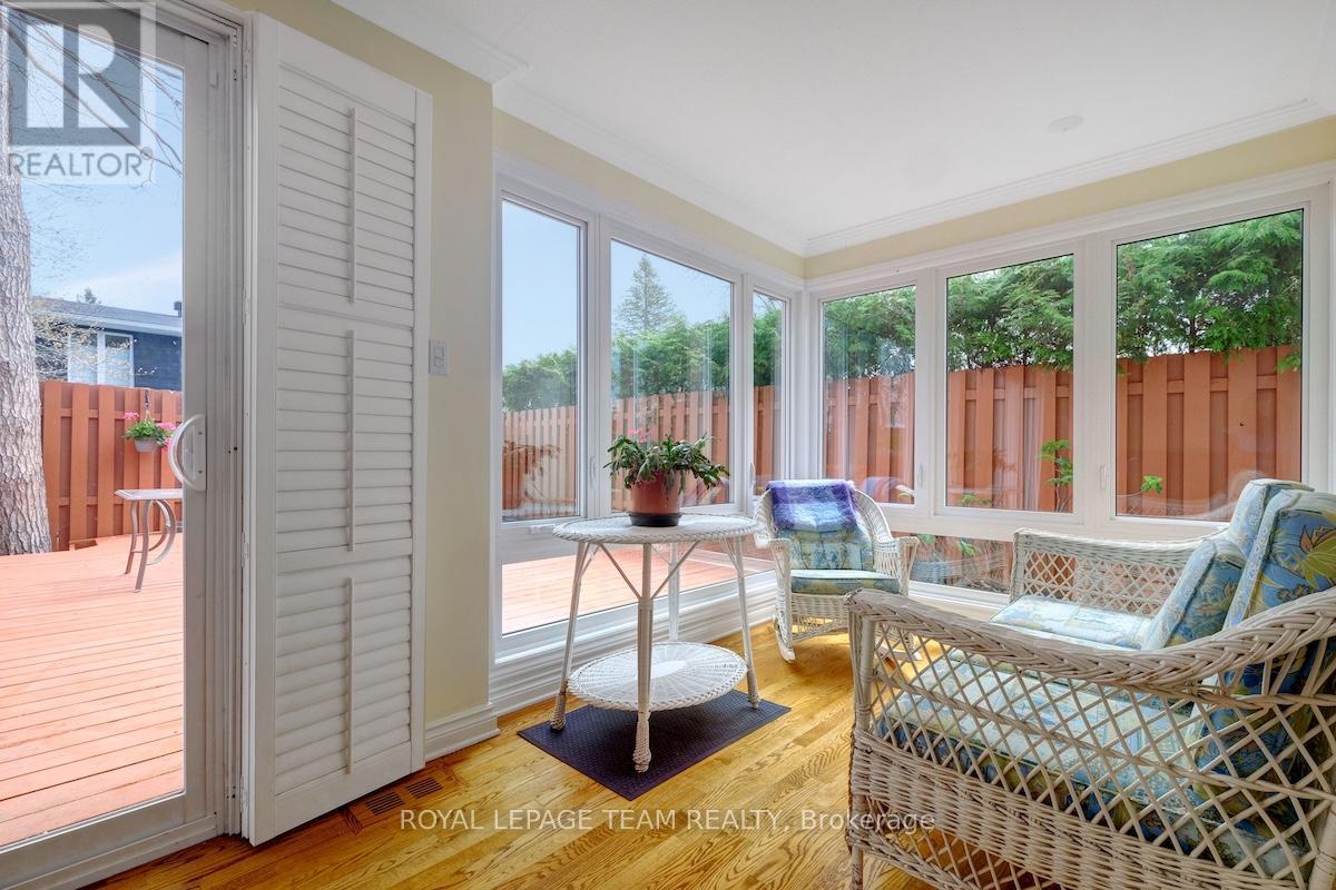 79 Parkland Crescent
