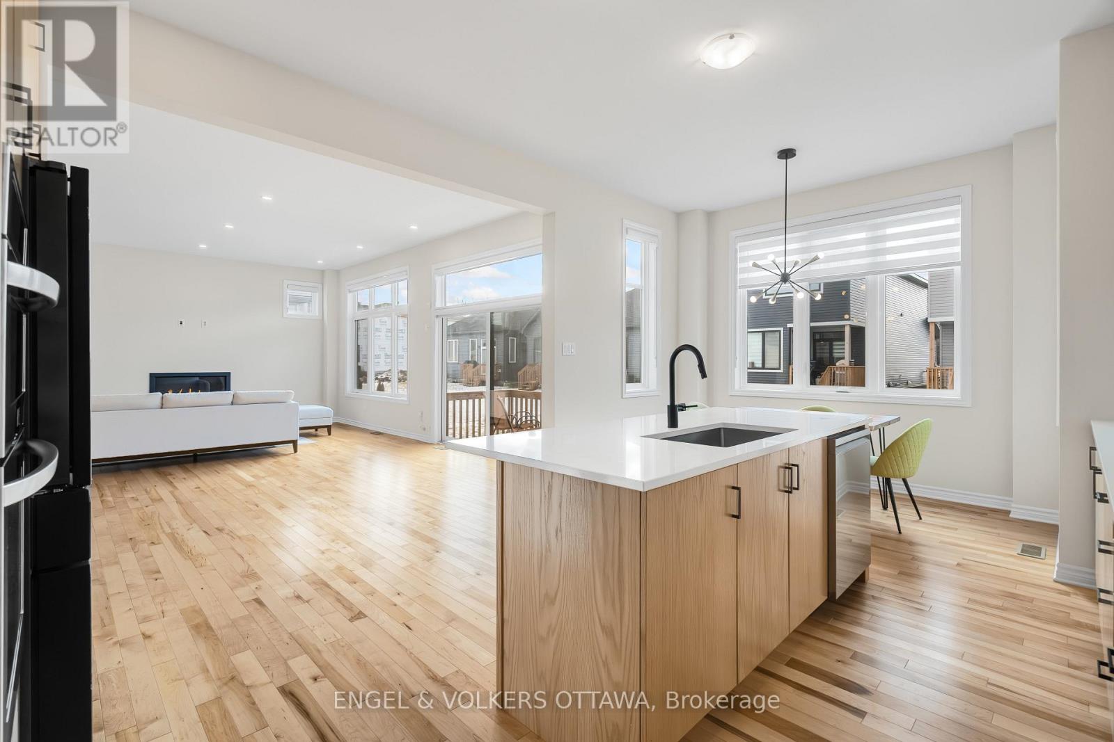 237 Kinderwood Way