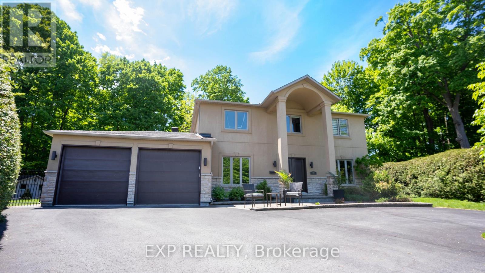 17 Chesswood Court