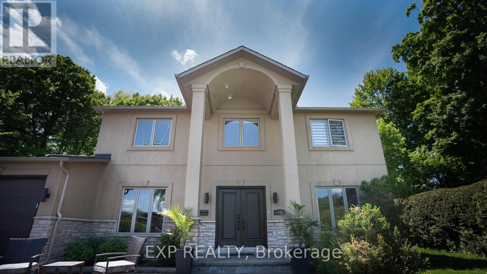 17 Chesswood Court