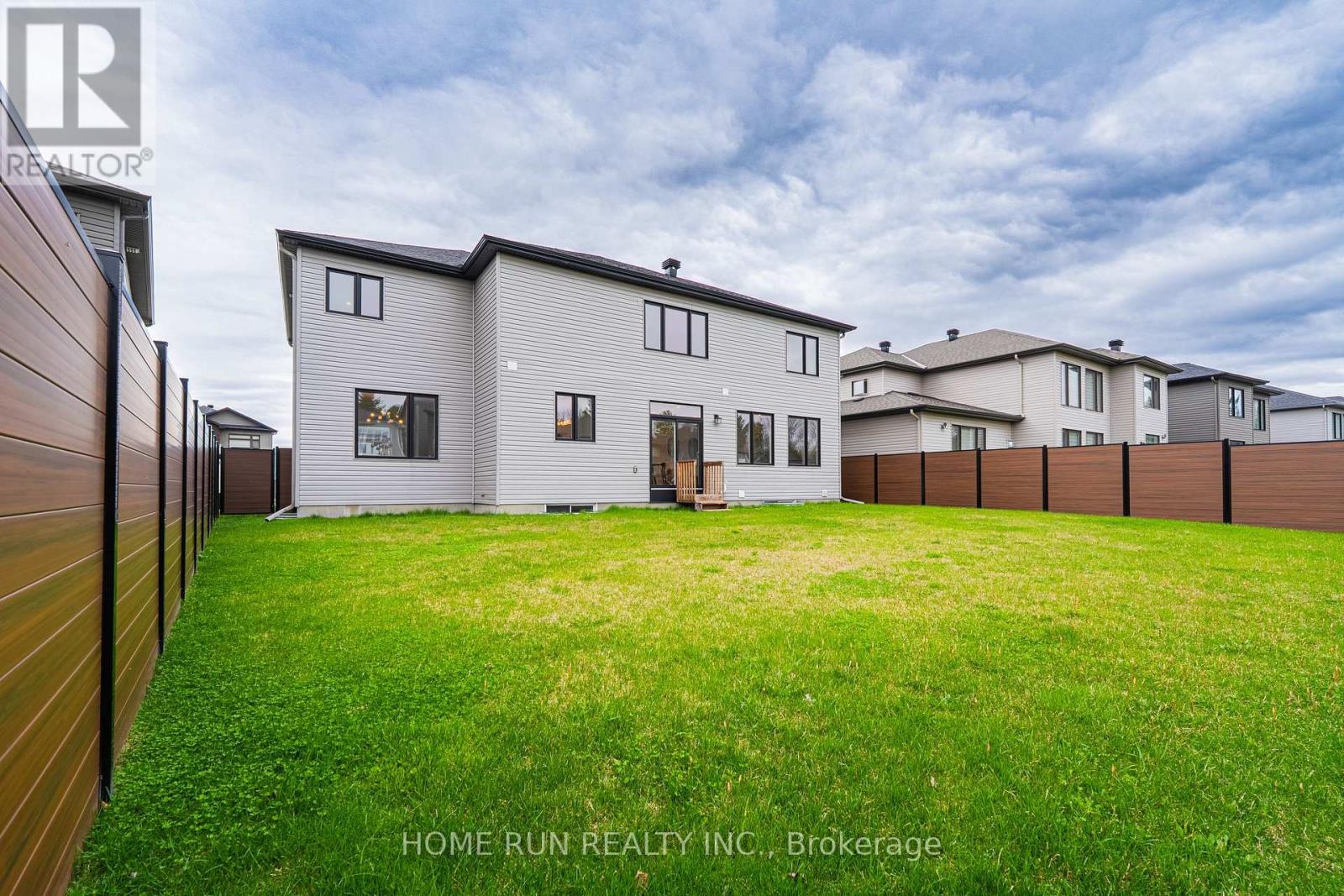 527 Albert Boyd Private