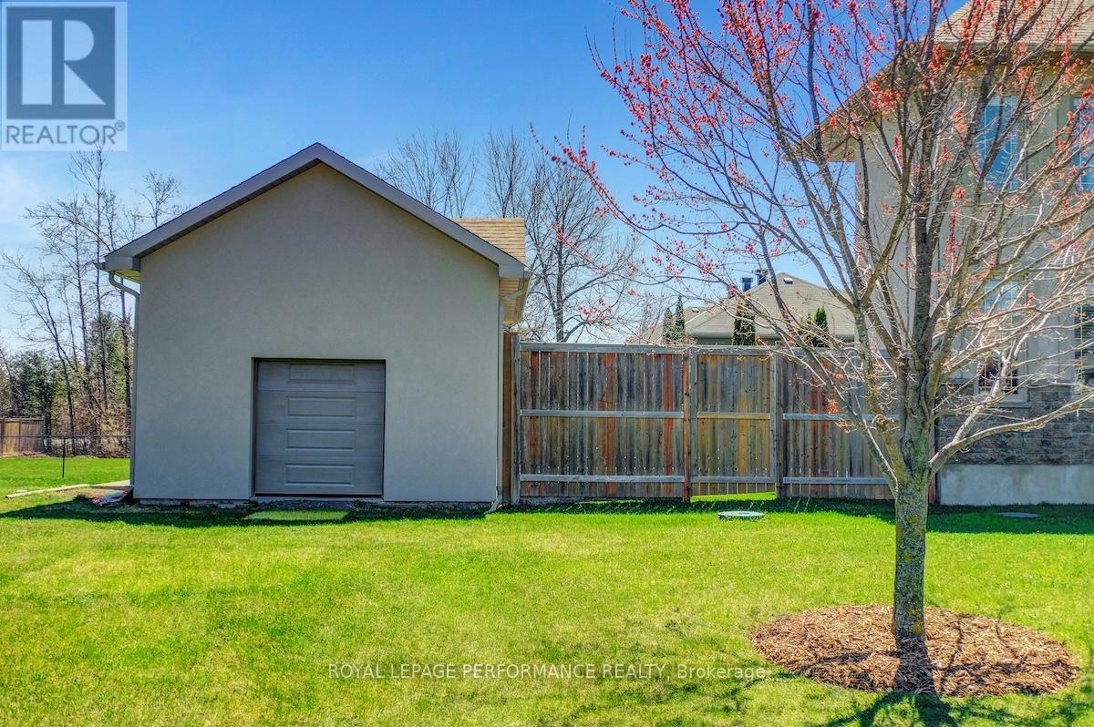 6598 Courtland Grove Crescent