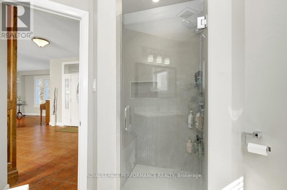 6598 Courtland Grove Crescent