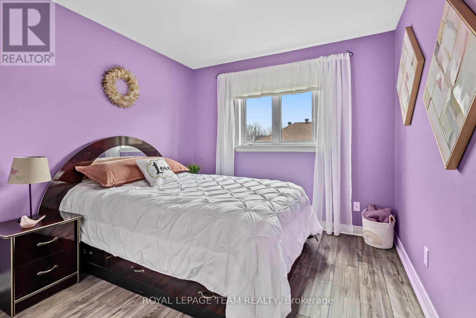 817 Feather Moss Way