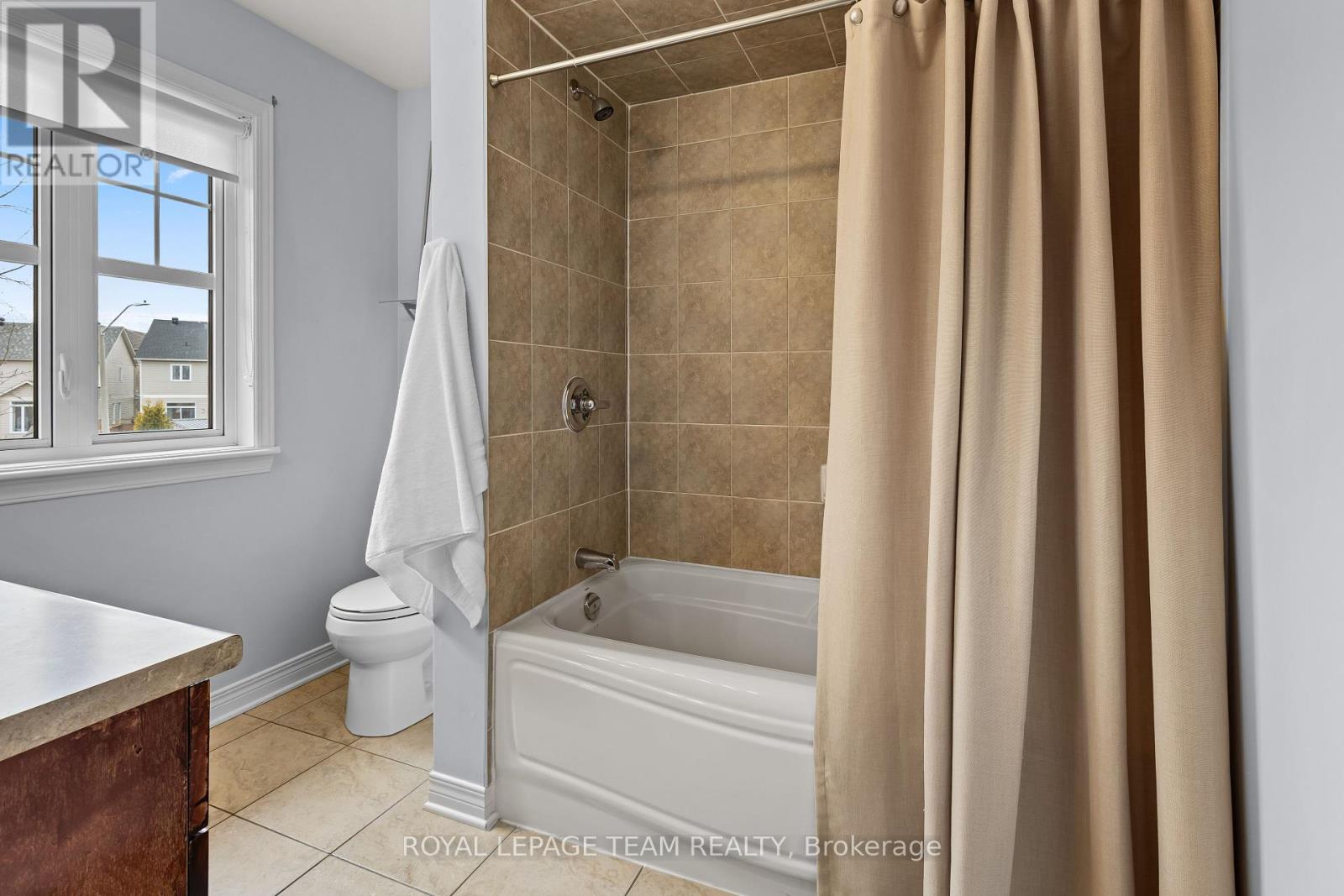 817 Feather Moss Way