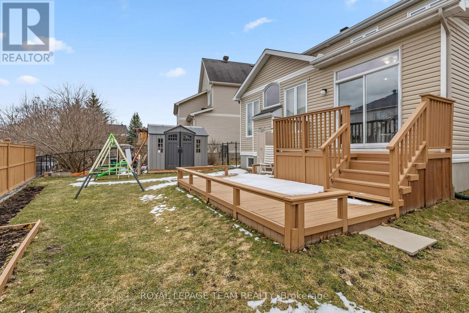 817 Feather Moss Way