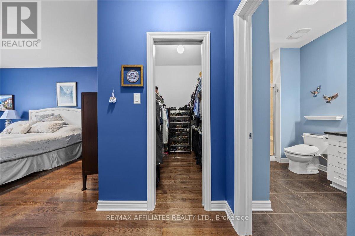 2277 Esprit Drive