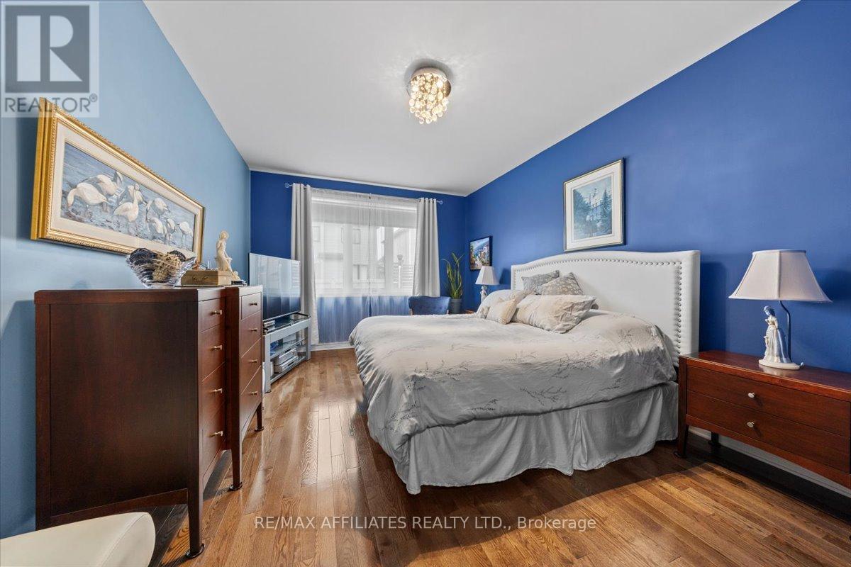 2277 Esprit Drive