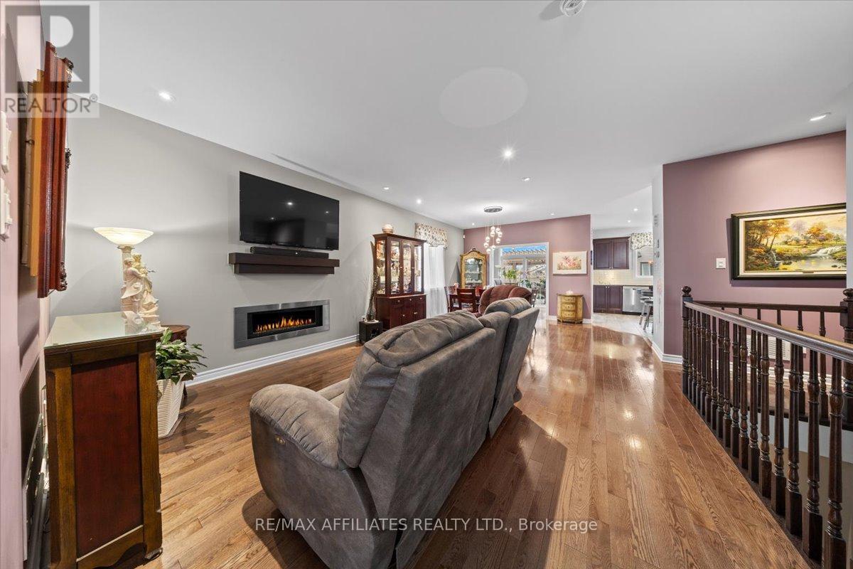 2277 Esprit Drive