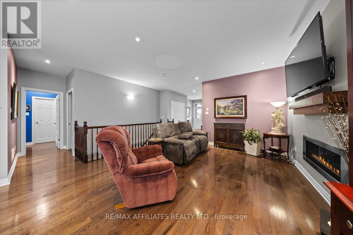 2277 Esprit Drive