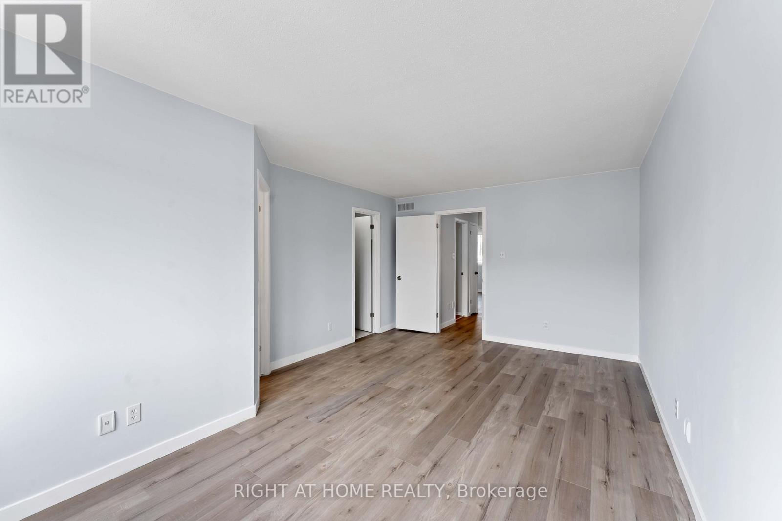 421 Hillsboro