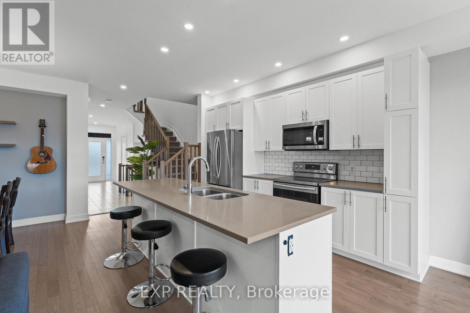 653 Putney Crescent